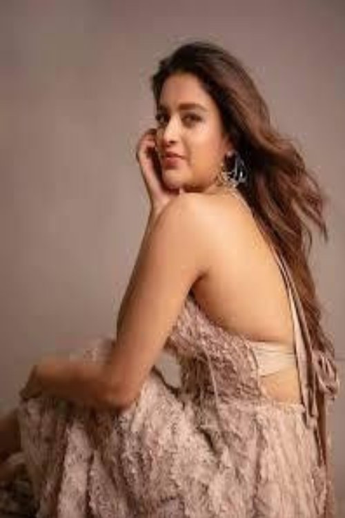 Magarpatta call girls service